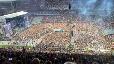 Madrid, Espaa; 17 Haziran 2024: Bruce Springsteen Madrid 'i Sallıyor: Civitas Metropolitano Stadyumu' ndaki heyecan verici konser