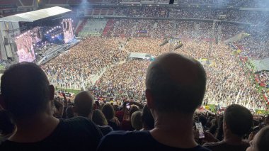 Madrid, Espaa; 17 Haziran 2024: Bruce Springsteen Madrid 'i Sallıyor: Civitas Metropolitano Stadyumu' ndaki heyecan verici konser
