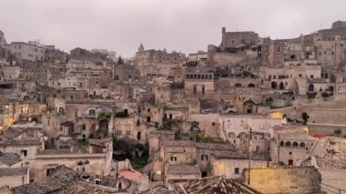 Sassi di Matera 'nın Panoramik Videosu, İtalya Antik Mağara Şehri