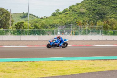 MotoGP 2022 . Alex Rins (42) . Suzuki Ecstar Takımı. Pertamina Mandalika Uluslararası Pist Endonezya 'da. (Editör Yayınları) Yakalanan: 16 Şubat 2022 Kuta, Central Lombok, Batı Nusa Tenggara, Endonezya.