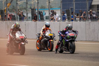 Tarihi bir an. Pertamina Mandalika Uluslararası Pisti Endonezya 'da İlk Başlangıç MotoGP' si. (Editör Yayınları) Yakalanan: 12 Şubat 2022 Kuta, Central Lombok, Batı Nusa Tenggara, Endonezya. 