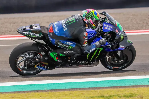 MotoGP 2022 . Franco Morbidelli (21) . Canavar Enerjisi Yamaha Takımı. Pertamina Mandalika Uluslararası Pist Endonezya 'da. (Editör Yayınları) Yakalanan: 16 Şubat 2022 Kuta, Central Lombok, Batı Nusa Tenggara, Endonezya.