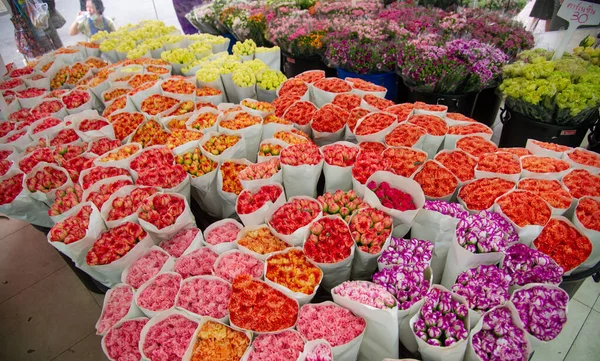 Безліч Барвистих Букетів Багато Прикрас Квітів Бангкокському Квітковому Базарі Таїланд — стокове фото