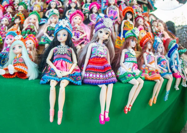 Магазин Таиланде Кукол Одетых Ярко Окрашенные Костюмы Характерные Северной Части — стоковое фото