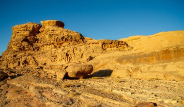 Kızıl Mars, Wadi Rum Çölü 'ndeki manzara gibi, Jordan, bu gerçek dışı mekan birçok bilim kurgu filminde kullanıldı.