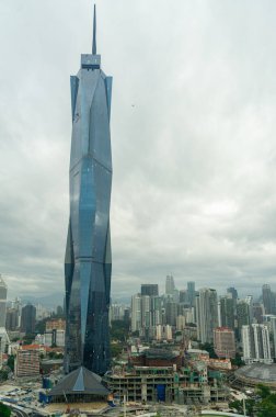 23 Nisan 2022 Kuala Lumpur Malezya - Merdeka 118 Kulesi ve Kuala Lumpur gökdelenleri sabah ve akşam saatlerinde. Dünyanın en yüksek ikinci bina ve yapısıdır..