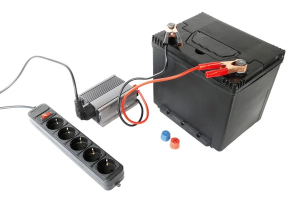 Stromwandler Batterie Angeschlossen Wechselrichter Auf Isoliertem Weißem Hintergrund — Stockfoto