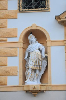 Mars 'ın güzel mermer heykeli Graz, Avusturya' daki duvardaki oyukta. UNESCO Dünya Mirası Alanı