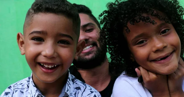 Crianças Hispânicas Pai Juntos Povo Latino Americano Sul — Fotografia de Stock