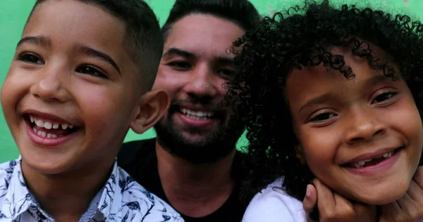 Іспанські Діти Батько Разом Латинський Південноамериканський Народ — стокове фото