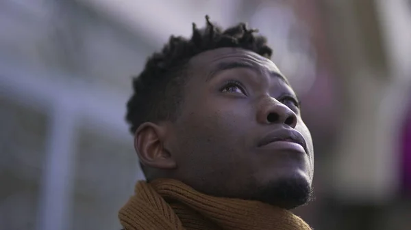 Contemplative African Young Man Face Looking Sky — 图库照片