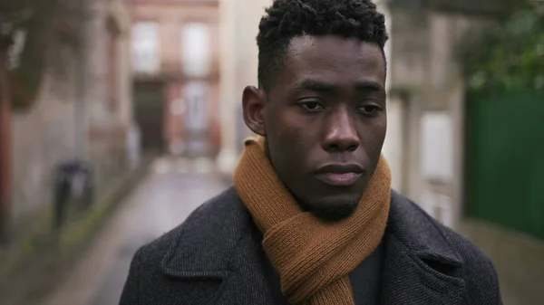 Contemplative Black African Male Walking City Back Alley — ストック写真