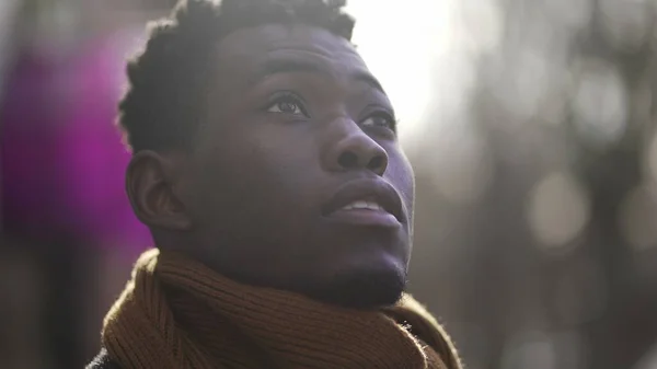 Contemplative African Young Man Face Looking Sky — ストック写真