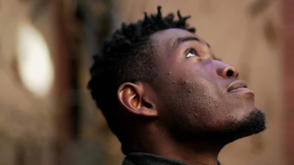 Young Black African Man Looking Sky Hope Faith — Fotografia de Stock