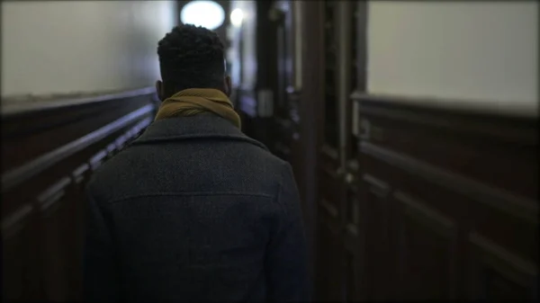 Young Black Man Walking Corridor Leaving House Person Getting Out — Photo