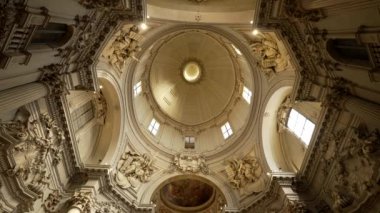BOLOGNA ITALY CRCA Nisan 2022 Geleneksel Katolik Kilisesi 'nin Santa Maria della Vita Sığınağı. Güzel Batı mimarisi 