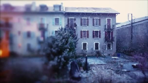 Kış Mevsiminde Kar Günü Avrupa Kar Önü Binası Yıkılıyor — Stok video