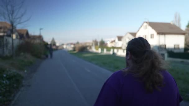Tracking Shot Fat Young Man Runner Street Overweight Person Running — Vídeos de Stock