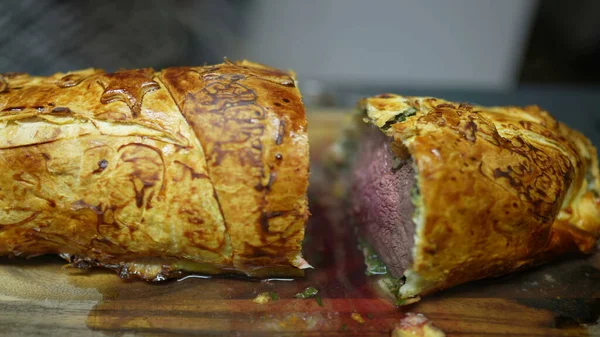 Fillet Wellington Puff Pastry Wellington Filet Traditional Recipe Holiday Meal — Stock Photo, Image