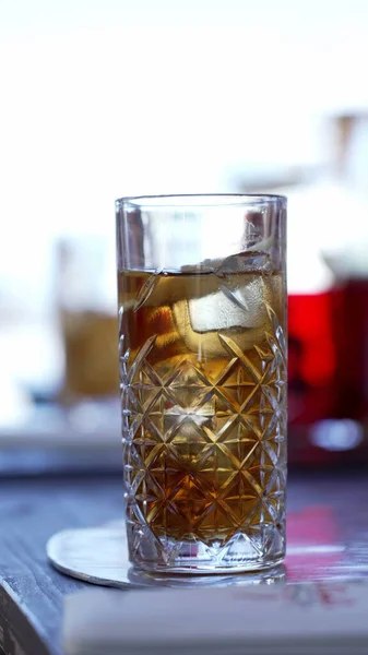 Refreshing Drink Ice Close Glass Ice Beverage — Stock Photo, Image