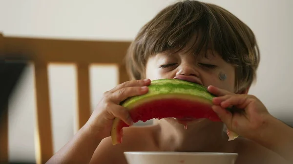 One Little Boy Eating Red Watermelon Indoors Child Eats Sweet — Stock Photo, Image