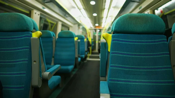 Interior Assentos Trem Vazios Assento Passageiro Europeu Moderno Sem Ninguém — Fotografia de Stock
