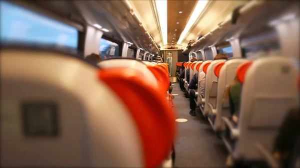 Interior Transporte Ferroviário Alta Velocidade Visto Perspectiva Traseira Com Passageiros — Fotografia de Stock