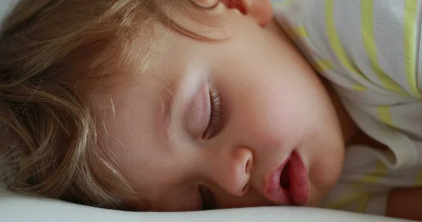 Closeup Infant Boy Face Asleep Afternoon Nap — 图库照片