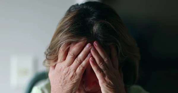 Worried Older Woman Portrait Feeling Anxiety Senior Woman 60S Covering — Stock fotografie