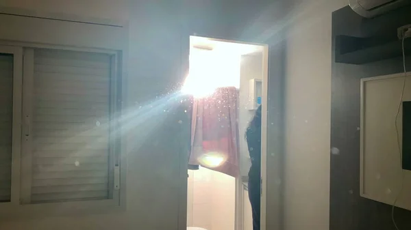Sonnenlicht Das Durch Staubpartikel Scheint — Stockfoto
