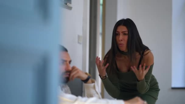 Woman Wanting Boyfriend Attention Girlfriend Yelling Apathetic Boyfriend Ignoring Her — Stock Video