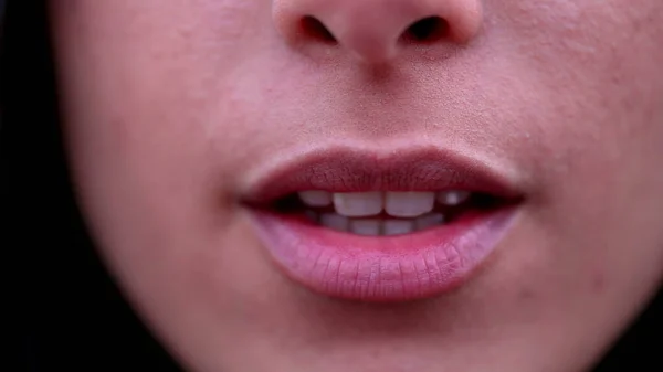Frau Lippen Und Mund Makro Nahaufnahme Weibliche Lippen — Stockfoto