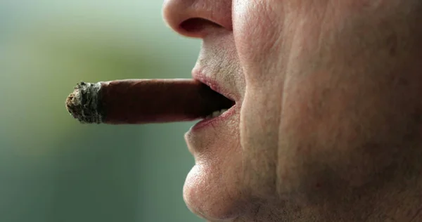 Man Smoking Cigar Close Older Man Mouth Inhaling Smoke — Stok fotoğraf
