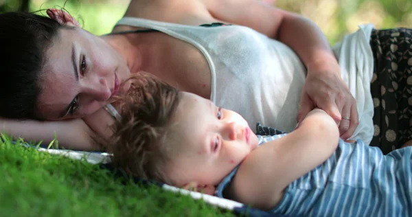 Mother Baby Lying Together Lawn Grass Mom Falling Asleep Next — 스톡 사진
