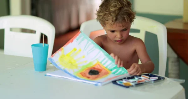 Criança Criança Menino Criação Elaboração Aquarelle Pintura Tarefa Casa — Fotografia de Stock
