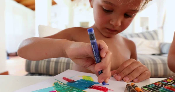 Rysunek Dziecka Niebieskim Kolorem Długopisu Domu — Zdjęcie stockowe