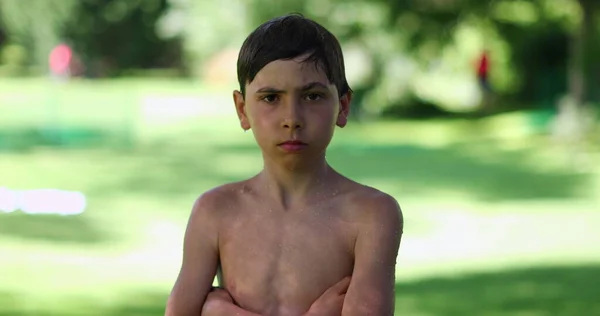 Παιδικό Αρνητικό Συναίσθημα Απορρίπτει Την Προσφορά Νεαρό Αγόρι Κουνώντας Κεφάλι — Φωτογραφία Αρχείου