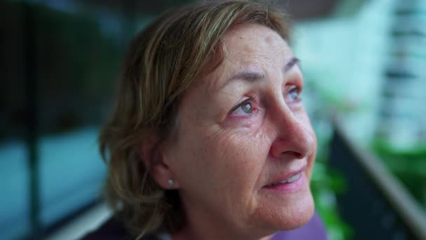 Gazing Upward Contemplative Senior Woman Lost Thought Smiling — Stock Video