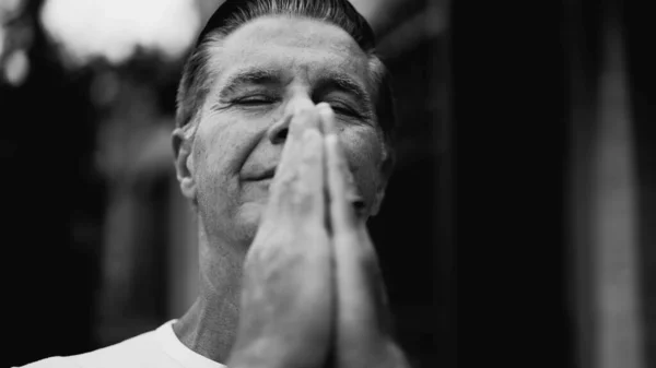 Religious Senior Man Contemplation Eyes Closed Prayer Expressing Gratitude Spirituality — Stock Photo, Image