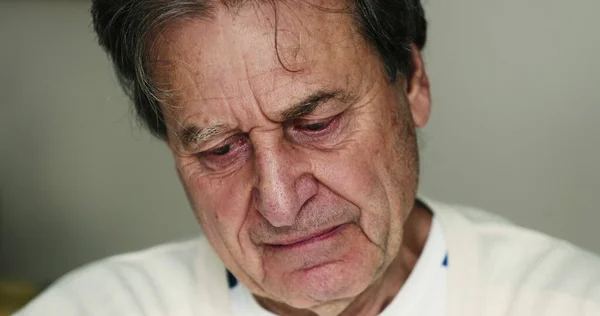 Yaşlı Adam Depresyon Portresinden Muzdarip — Stok fotoğraf