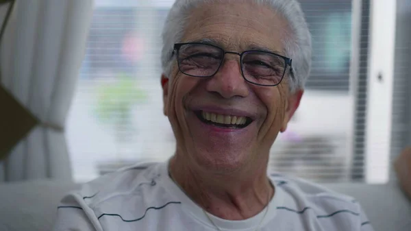 Portrait Joyful Mature Senior Man Laughing Smiling Close Face Eldery — Stock Photo, Image