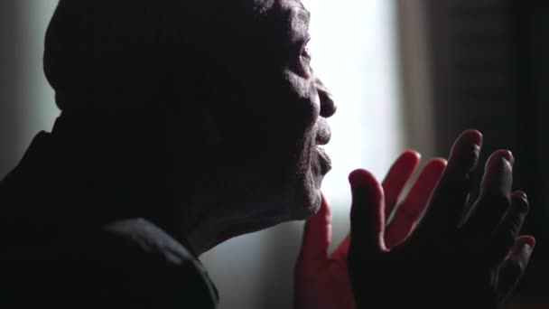 Devout Senior Black Man Kneeling Prayer Bedside — Stock Video