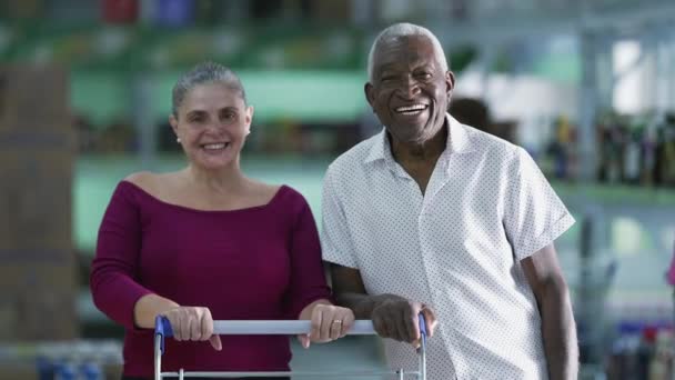 Senior Black Man Middle Aged Caucasian Woman Happy Customers Posing — Stock Video