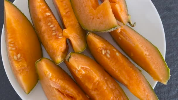 Slices Orange Melon Fruits Plate Healthy Dessert Snack — Vídeo de Stock