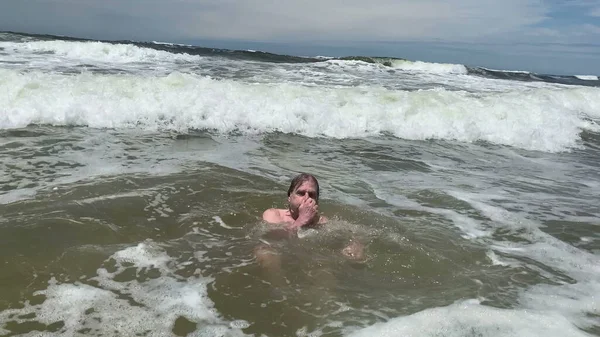 Retired Older Man Bathing Beach Baby Boomer Entering Water — Stock Photo, Image