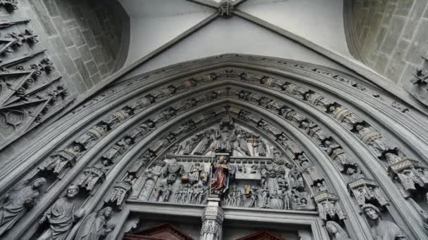 Heavenly Portal Saint Nicholas Catholic Church Entrance Bridging Earthly Divine — Stock Video