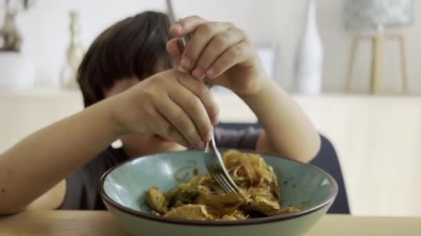 Kid Fine Motor Skills Progress Twisting Noodles Fork Lunch — Stock Video