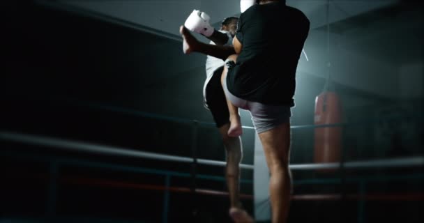 Duel High Speed Boxing Rivals Uwolnij Ostre Kopnięcia 800 Fps — Wideo stockowe