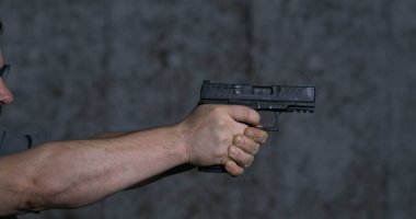 Yakın çekimde Stoeger STR-9 Striker 9mm ateşledi, süper yavaş çekimde tek atış menzili 800 fp