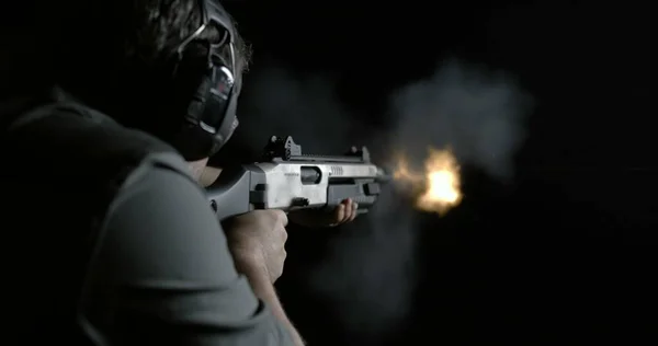 ⬇ Скачать Картинки Point Of View Of The Shooting, Стоковые Фото.